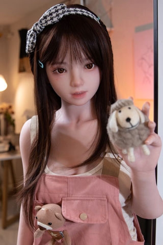 リアル ラブドール 丸い目 口が小さい可愛い童顔人形 阿部理乃 148cm
